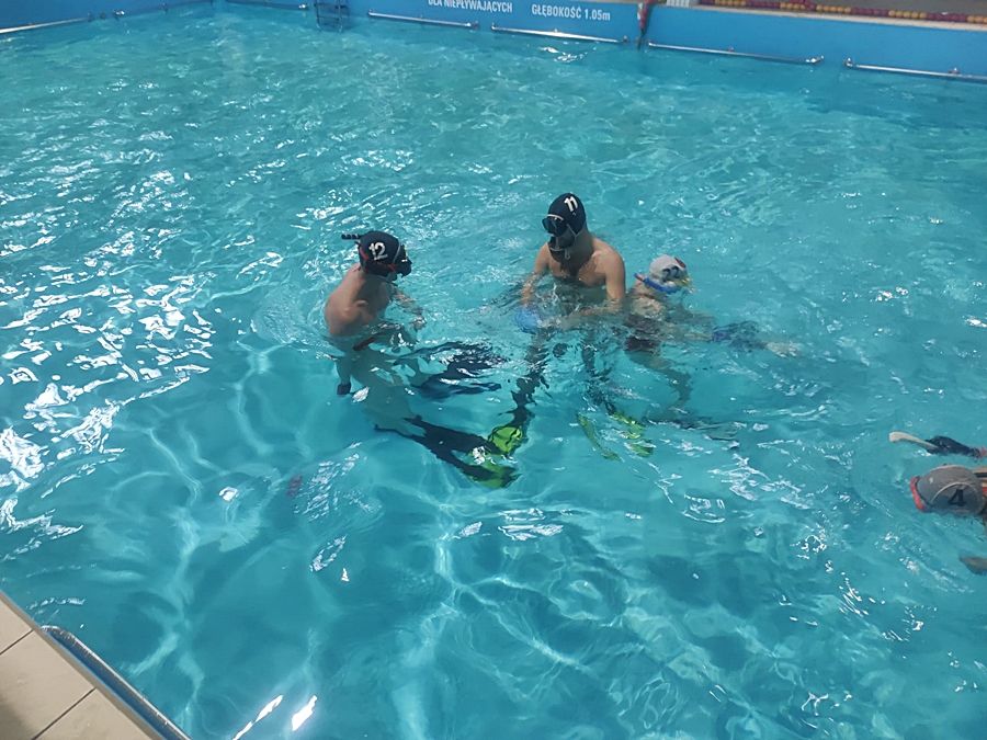 Hokej pod wodą Walenie Siemianowice Śląskie Trening 25 II 2023